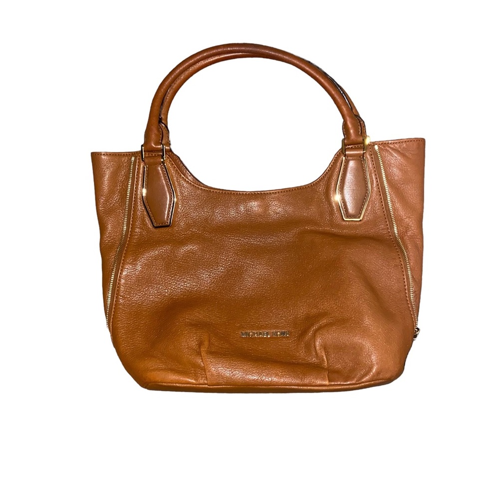 Michael Kors Vanessa Leather Medium Shoulder Bag with dust bag